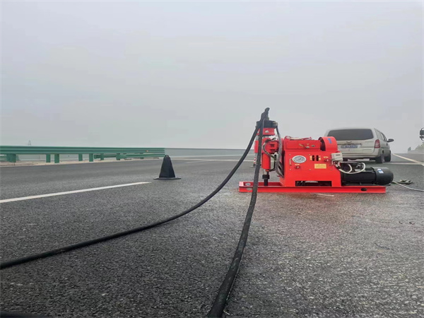 彭水马路路基路面开裂下沉注浆加固灌浆